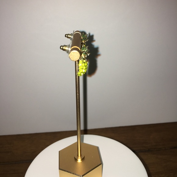 Pineapple Earrings - Picture 3 of 7